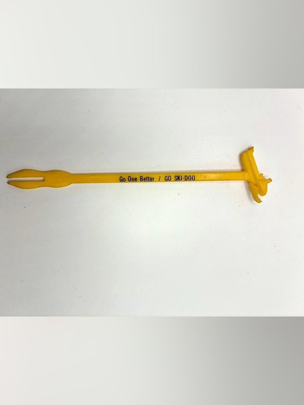 Yellow One Piece Cooking Utensil
